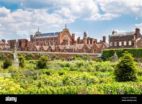 palazzo tudor londra|tudor london wikipedia.